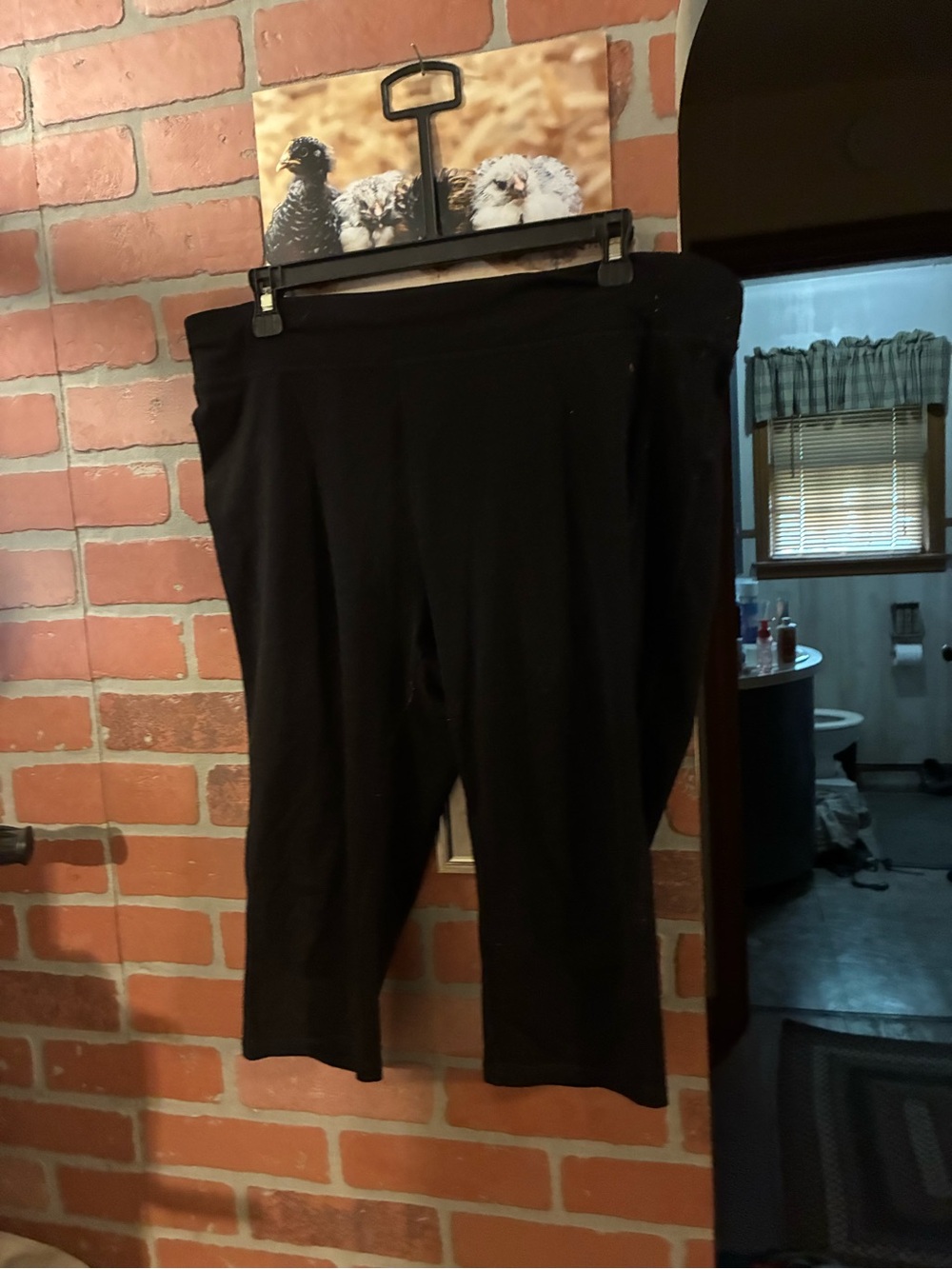 Danskin Black Capri Workout Pants